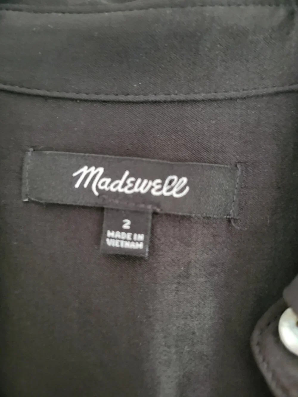 Madewell Darted Satin Button-Up Shirt Charcoal Gray Ecovero sz 2 Polished - Picture 4 of 11